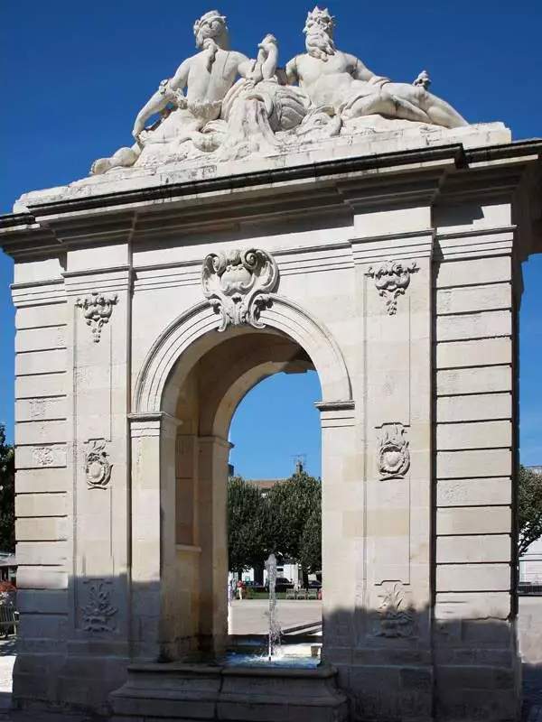Nettoyage de structures Charente-Maritime